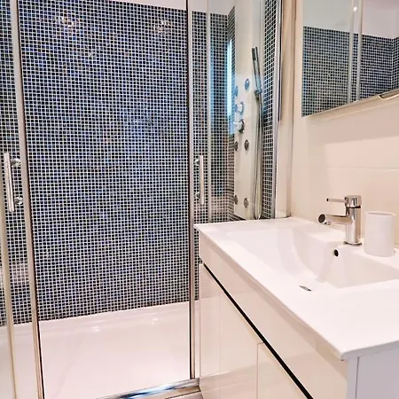 Bay View Andrea Mit Meerblick Und Pool Lejlighed *