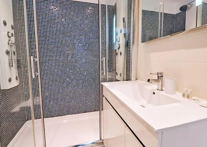 Bay View Andrea Mit Meerblick Und Pool شقة *